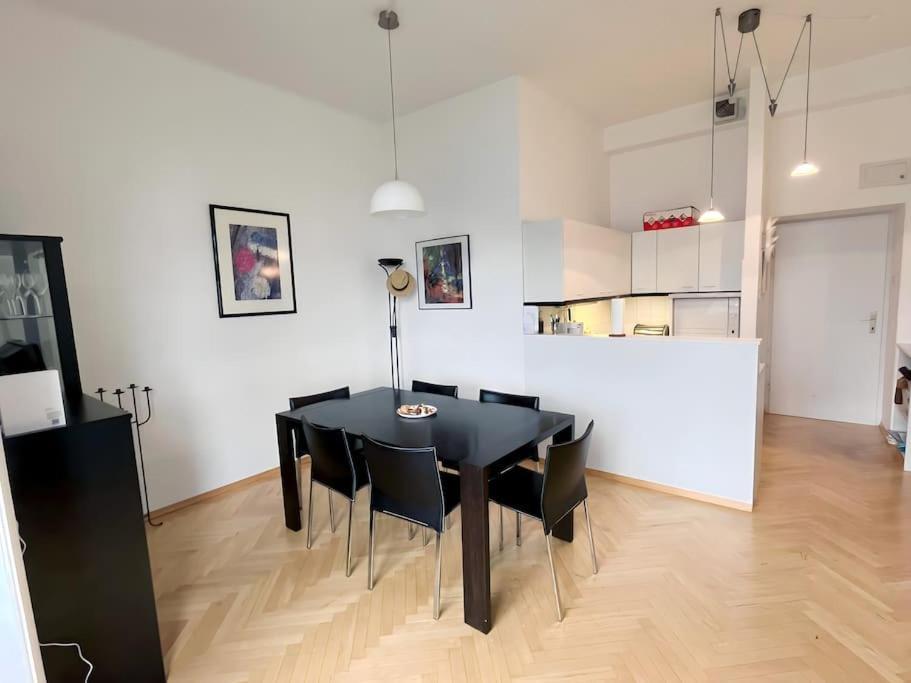 Villa Alexandercharmante Wohnung Mit Bergblick, Villa Alexander เซมเมอริง ภายนอก รูปภาพ
