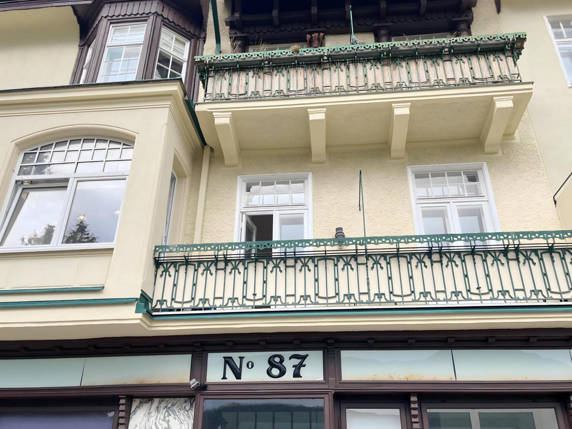 Villa Alexandercharmante Wohnung Mit Bergblick, Villa Alexander เซมเมอริง ภายนอก รูปภาพ